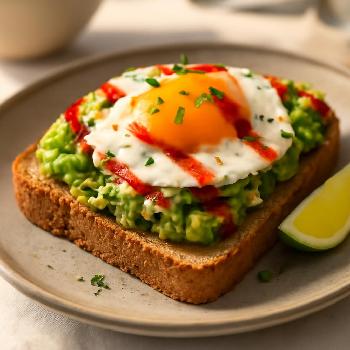 Spicy Sriracha Avocado Egg Toast