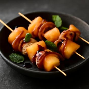 Prosciutto and Melon Skewers with Balsamic Glaze