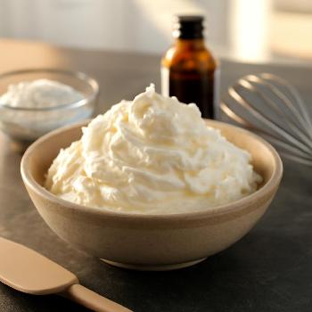 Whipped Cream Stability Test: Spatulas and Whisks