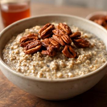 Maple Pecan Overnight Oats