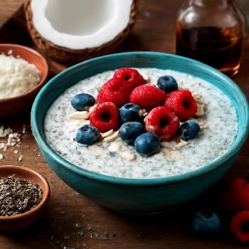Coconut Chia Seed Pudding (Low-Carb)