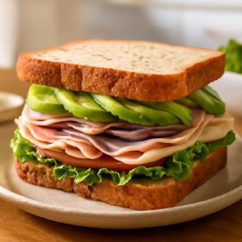 Low-Sodium Turkey & Avocado Sandwich