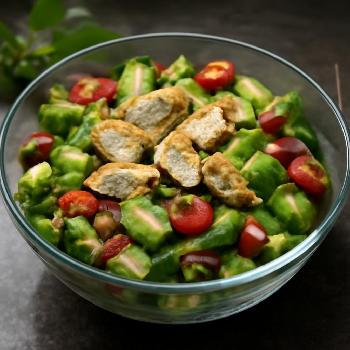 Paleo Chicken and Avocado Salad with Lemon Vinaigrette