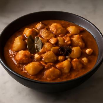 Aromatic Massaman Curry with Chicken