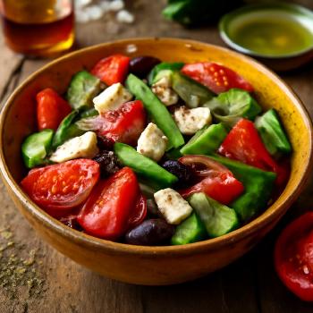 Authentic Greek Salad (Horiatiki)