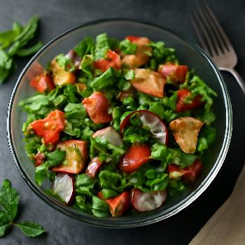 Authentic Fattoush Salad (Lebanese Bread Salad)
