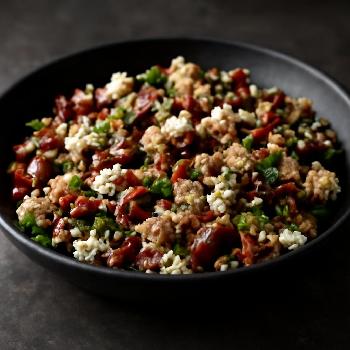 Mediterranean Tuna Salad with Lemon-Herb Dressing