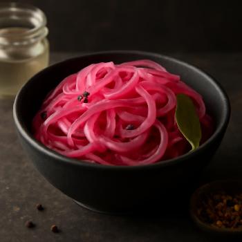 Quick & Easy Pickled Red Onions