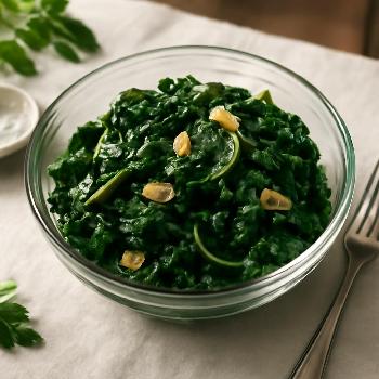 Quick Garlic Sautéed Spinach